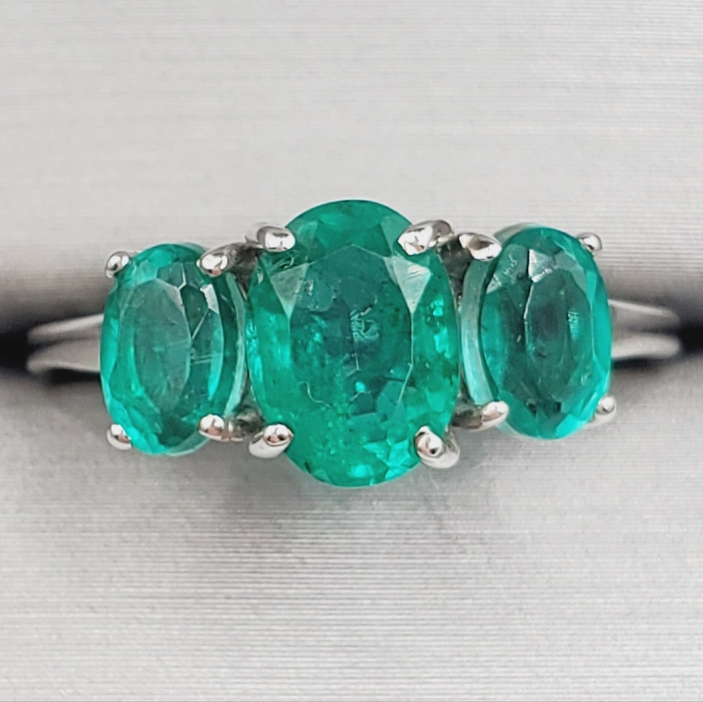 Emerald Green Quartz Ring 3 Stone Ring Platinum Over 925 Sterling Silver Ring